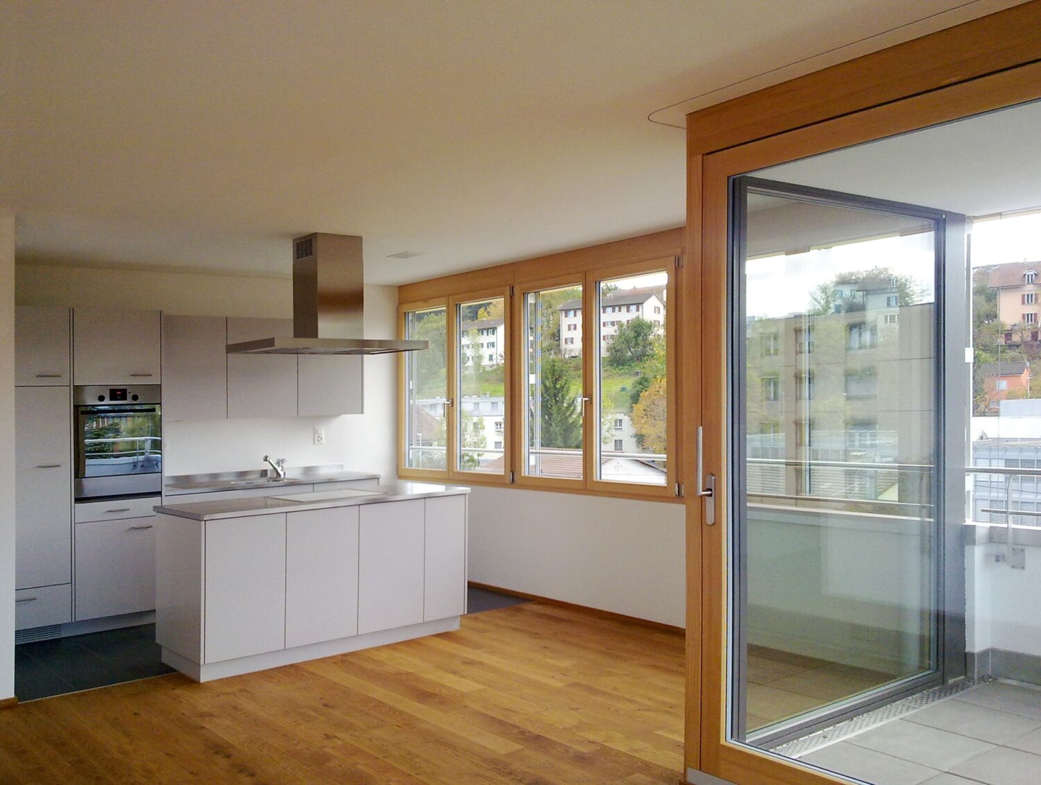 Wohn und Geschäftshaus Ittigen