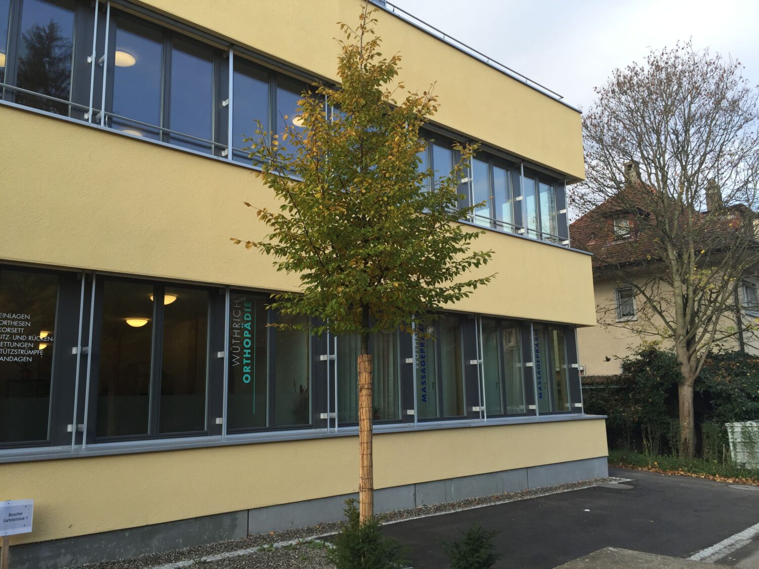 Wohn und Geschäftshaus Ittigen