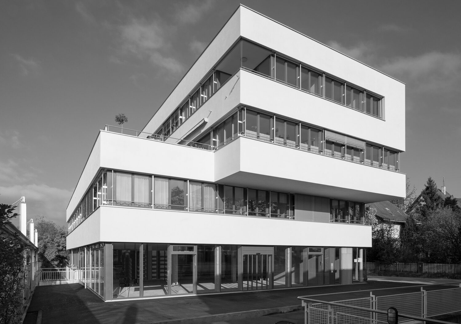 Wohn und Geschäftshaus Ittigen