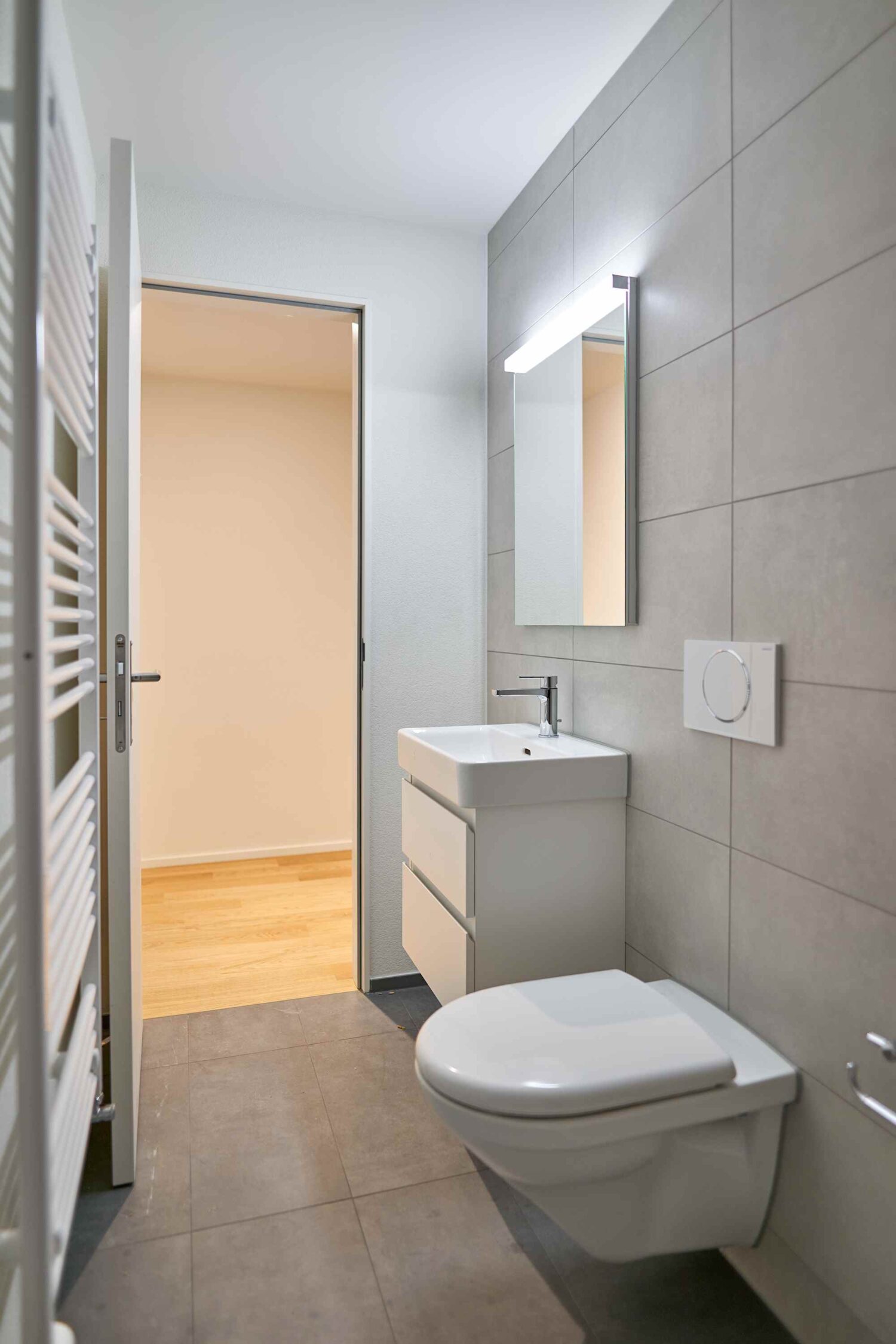 Bad Dusche Badezimmer Friedhofplatz Altbau Solothurn